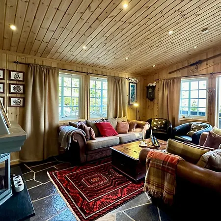 بيت للعطل Cozy Spacious With Sauna At Natrudstilen *