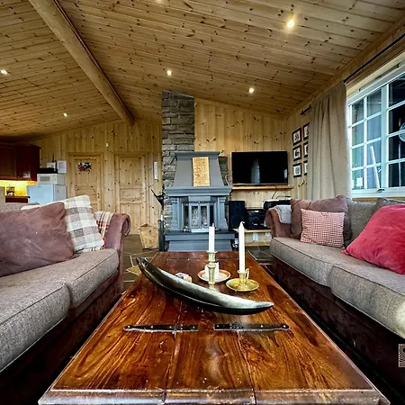 Cozy Spacious With Sauna At Natrudstilen بيت للعطل
